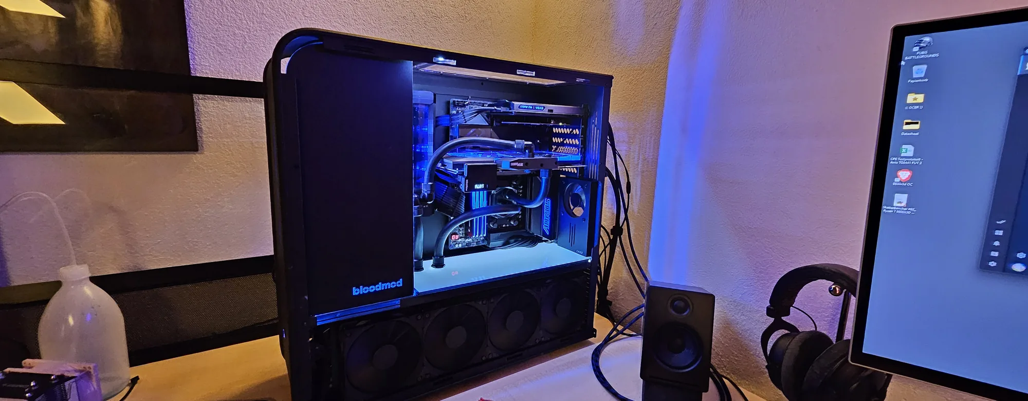 BloodMod mit X870E Aorus, Ryzen 7 9800X3D und RTX 3090: Aufnahme 028