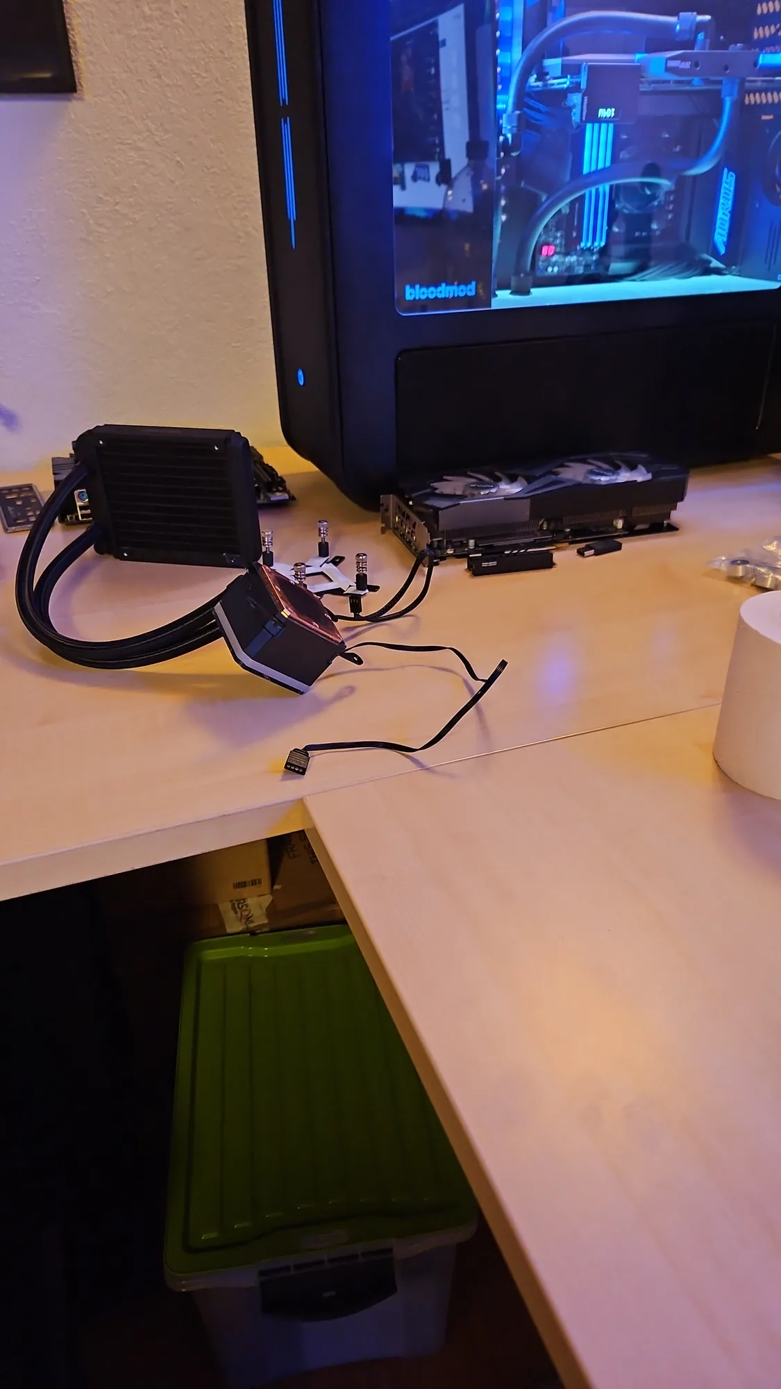 BloodMod mit X870E Aorus, Ryzen 7 9800X3D und RTX 3090: Aufnahme 033