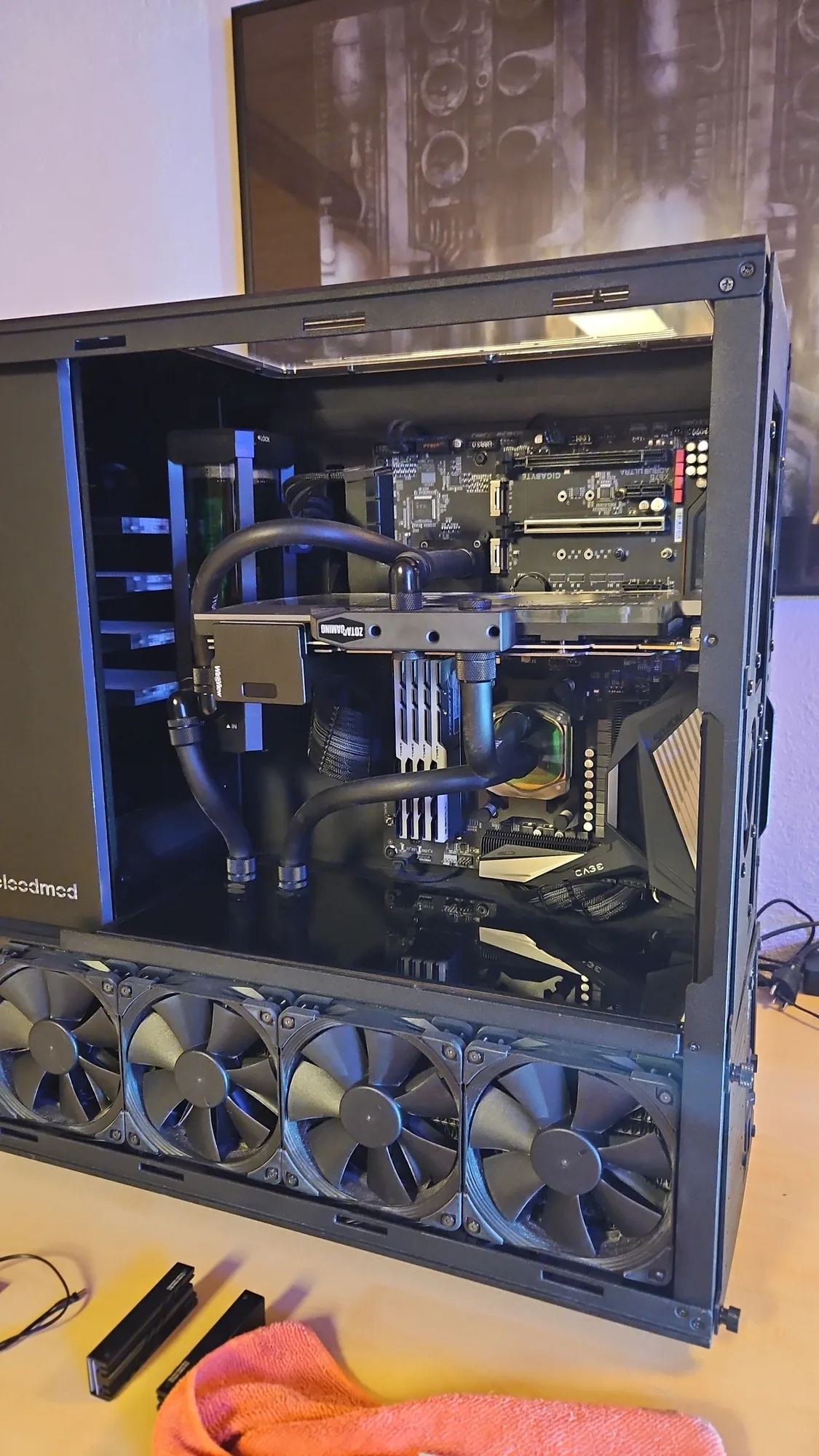 Erster AM5-Aufbau mit RTX 3090 im TJ07