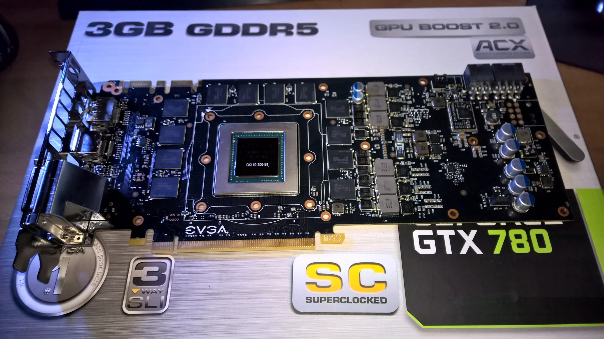 NCASE M1 Mamba Mod: EVGA GeForce GTX 780 und Zubehör vor dem Umbau