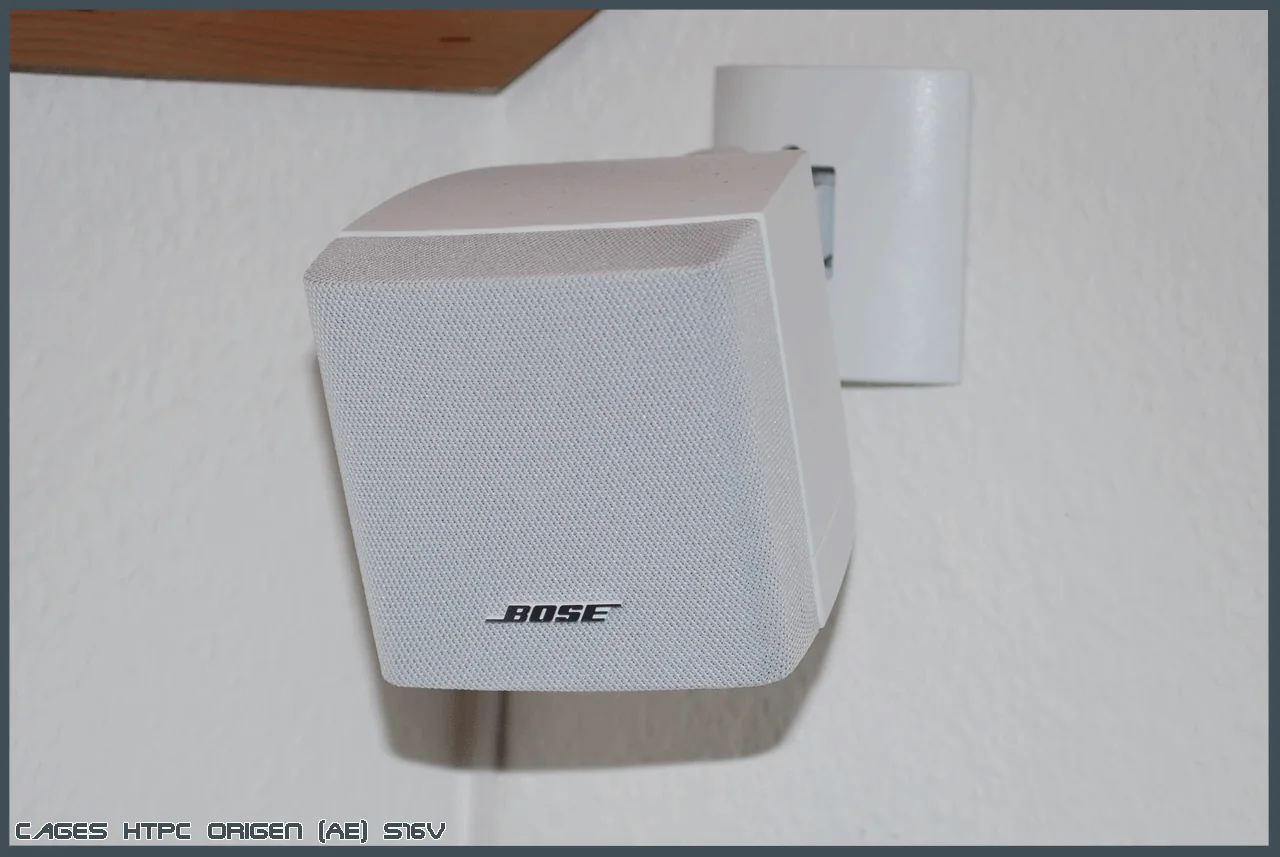 Bose-Lautsprecher an der Wand