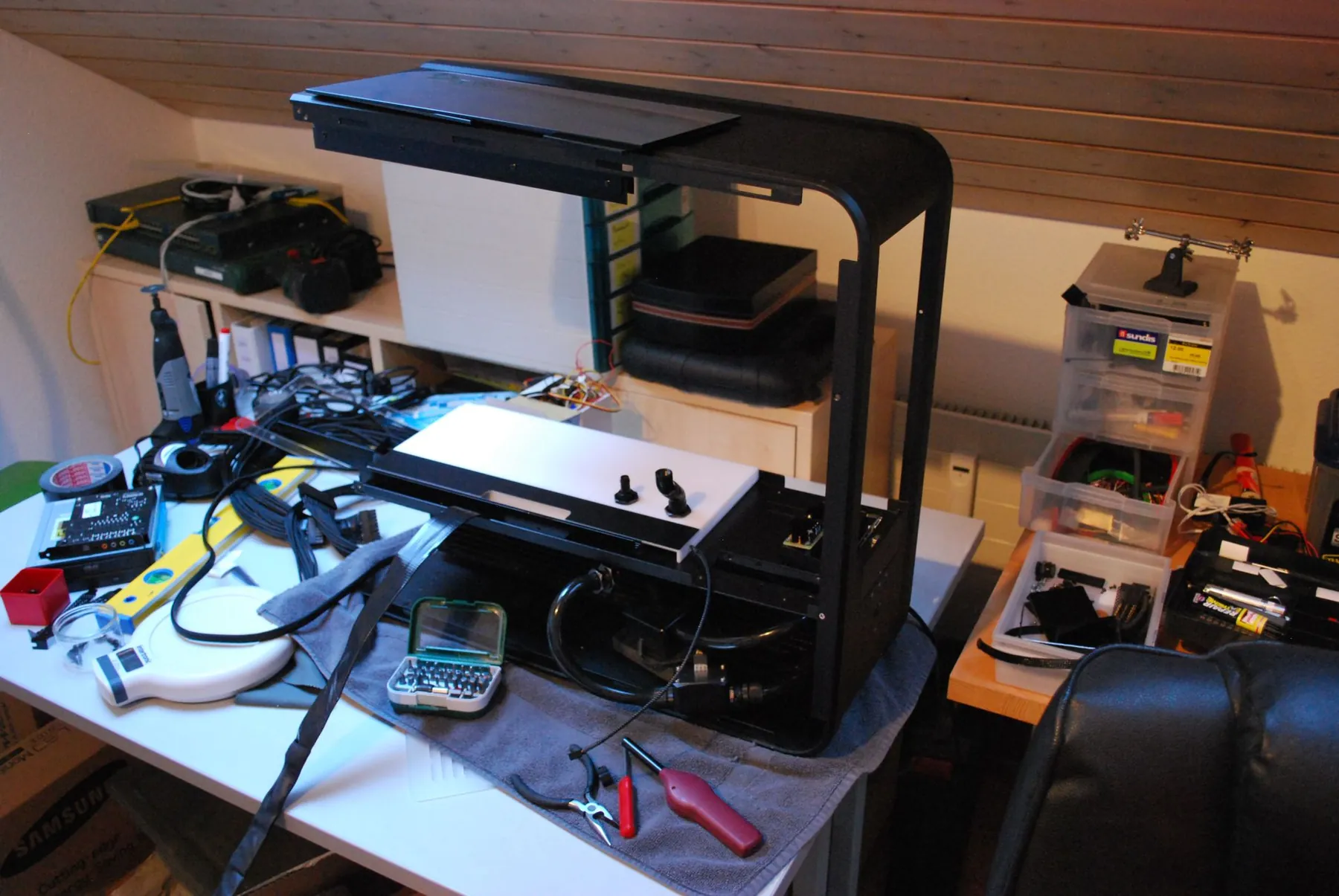 SilverStone TJ07 BloodMod: Projektstand: Aufnahme 1