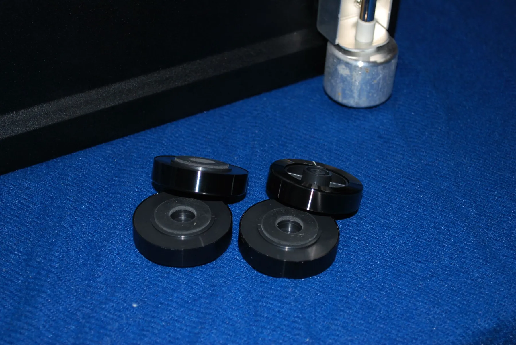 SilverStone TJ07 BloodMod: case Standfuesse: Aufnahme 1