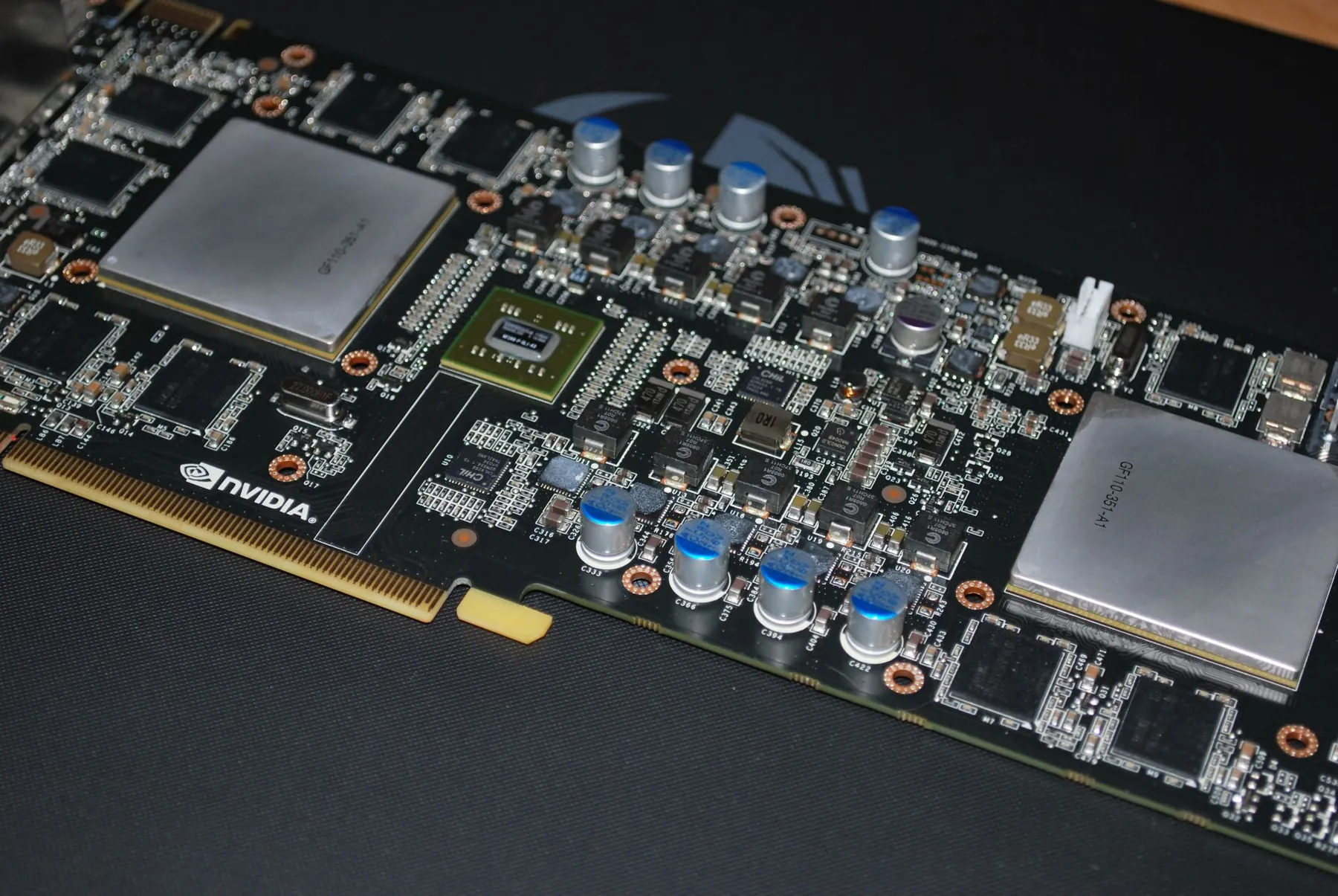 SilverStone TJ07 BloodMod: 590GTX Wakuumbau: Aufnahme 2