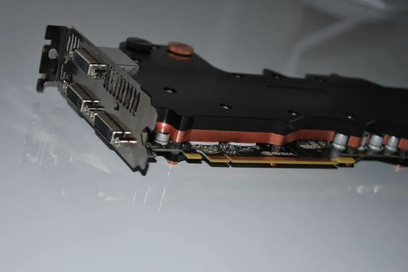 SilverStone TJ07 BloodMod: 590GTX Wakuumbau: Aufnahme 6