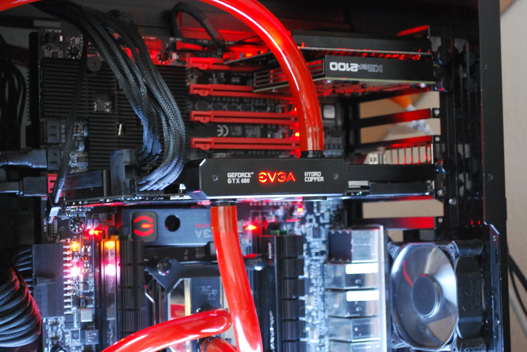 SilverStone TJ07 BloodMod: EVGA680: Aufnahme 2