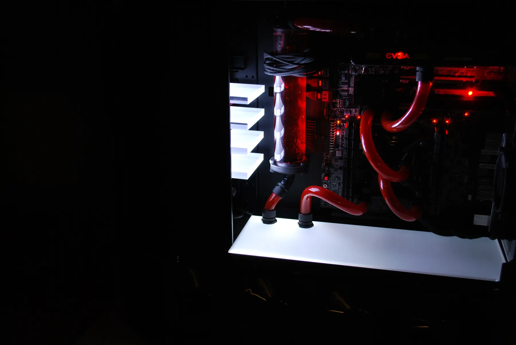 SilverStone TJ07 BloodMod: lighttest: Aufnahme 1