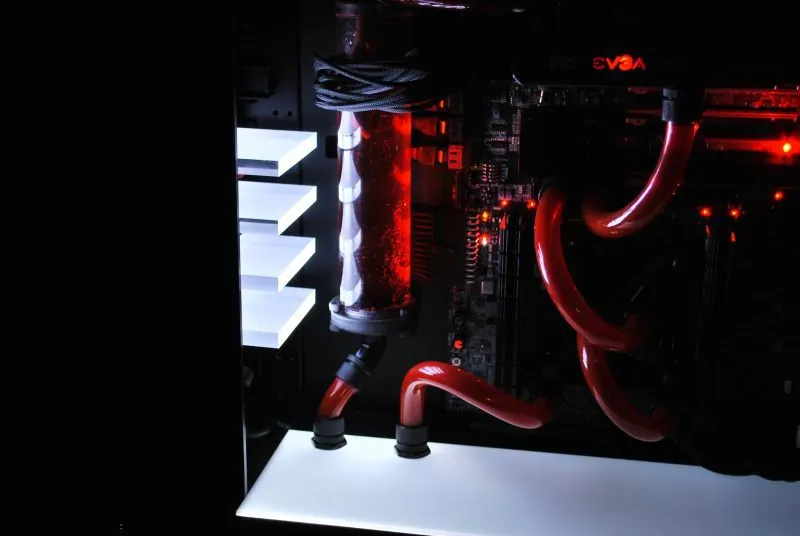 SilverStone TJ07 BloodMod: lighttest: Aufnahme 6