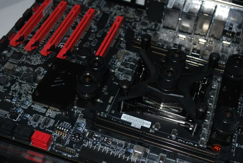 SilverStone TJ07 BloodMod: Showroom Thread: Aufnahme 4