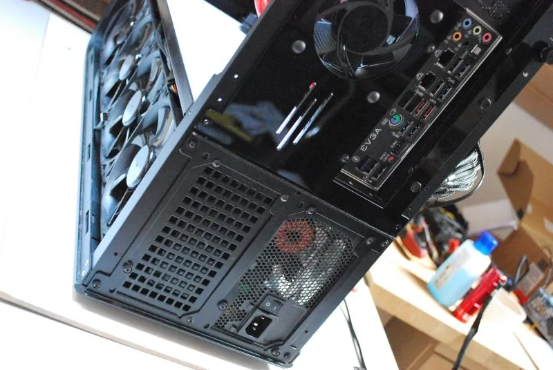SilverStone TJ07 BloodMod: Showroom Thread: Aufnahme 5