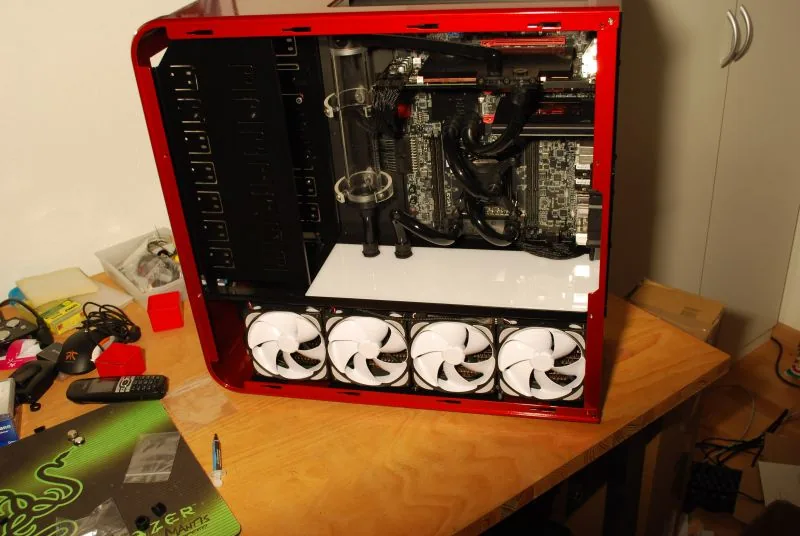 TJ07 BloodMod Dormant Red: Projektaufnahme