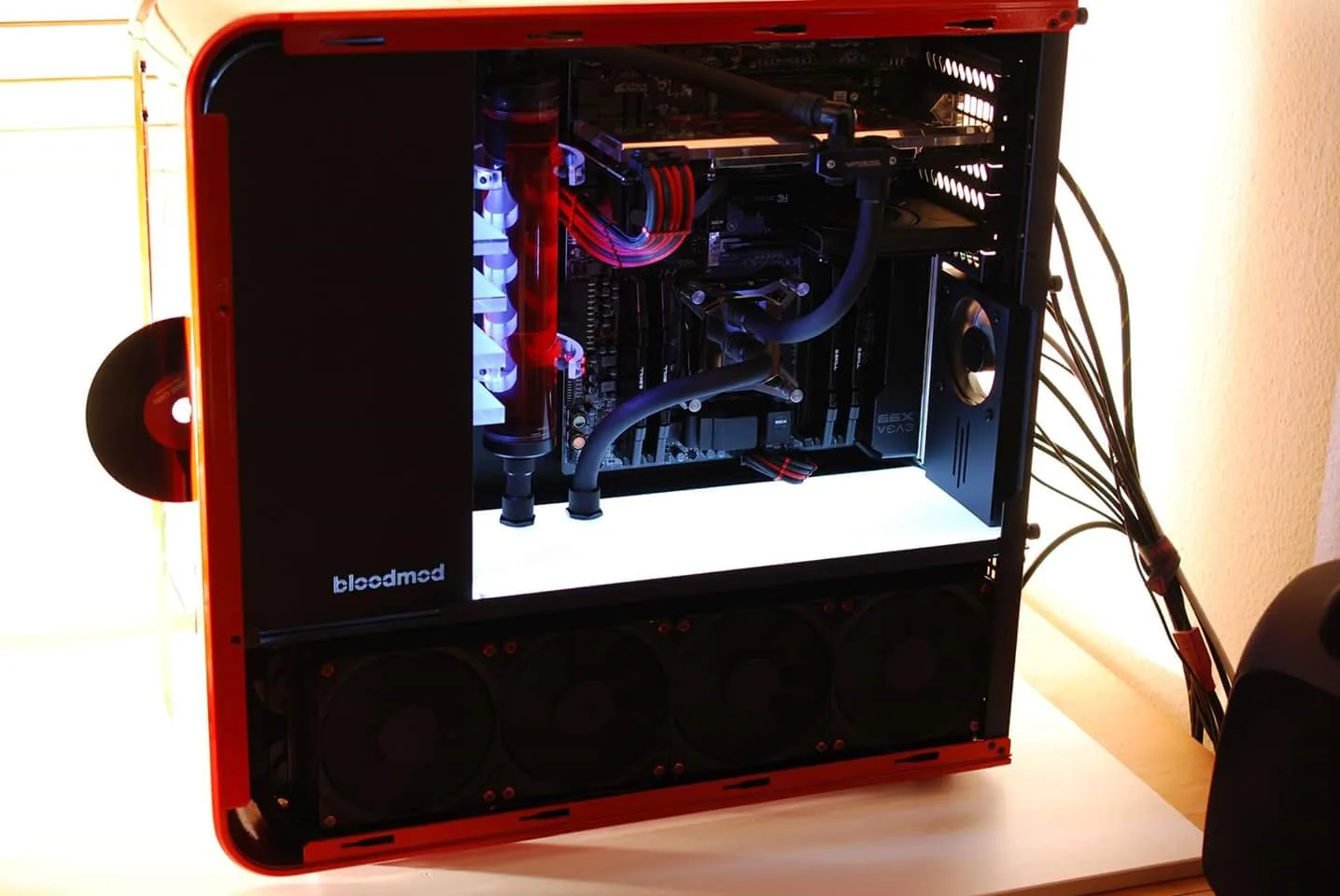 TJ07 BloodMod Dormant Red: Projektaufnahme