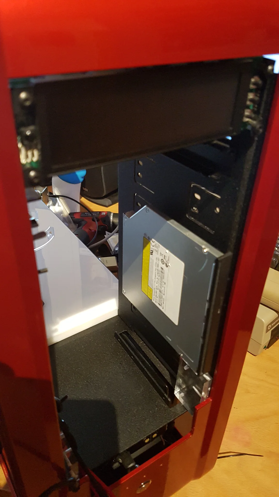 TJ07 BloodMod Dormant Red: zusätzliche Projektaufnahme 078