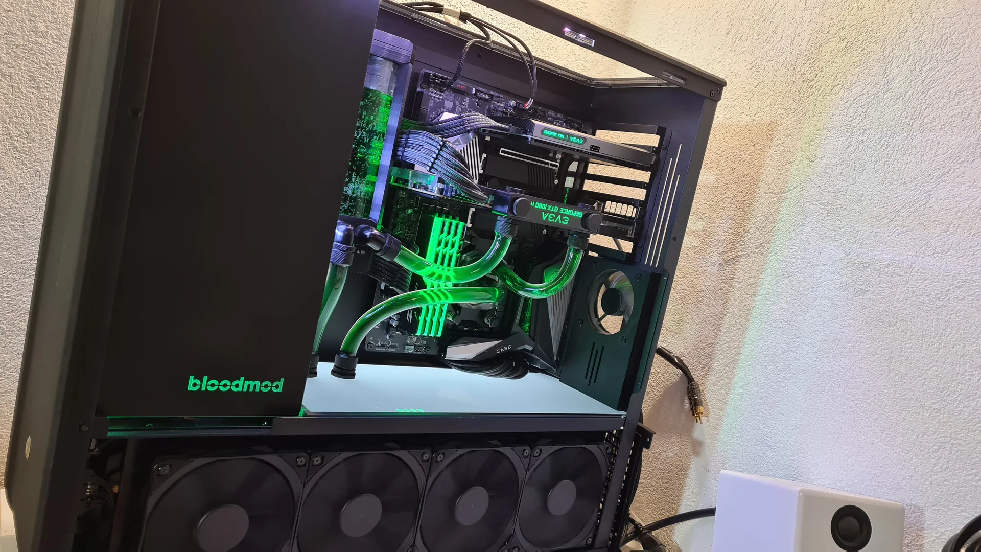 TJ07 BloodMod HarleyBlack: Projektaufnahme