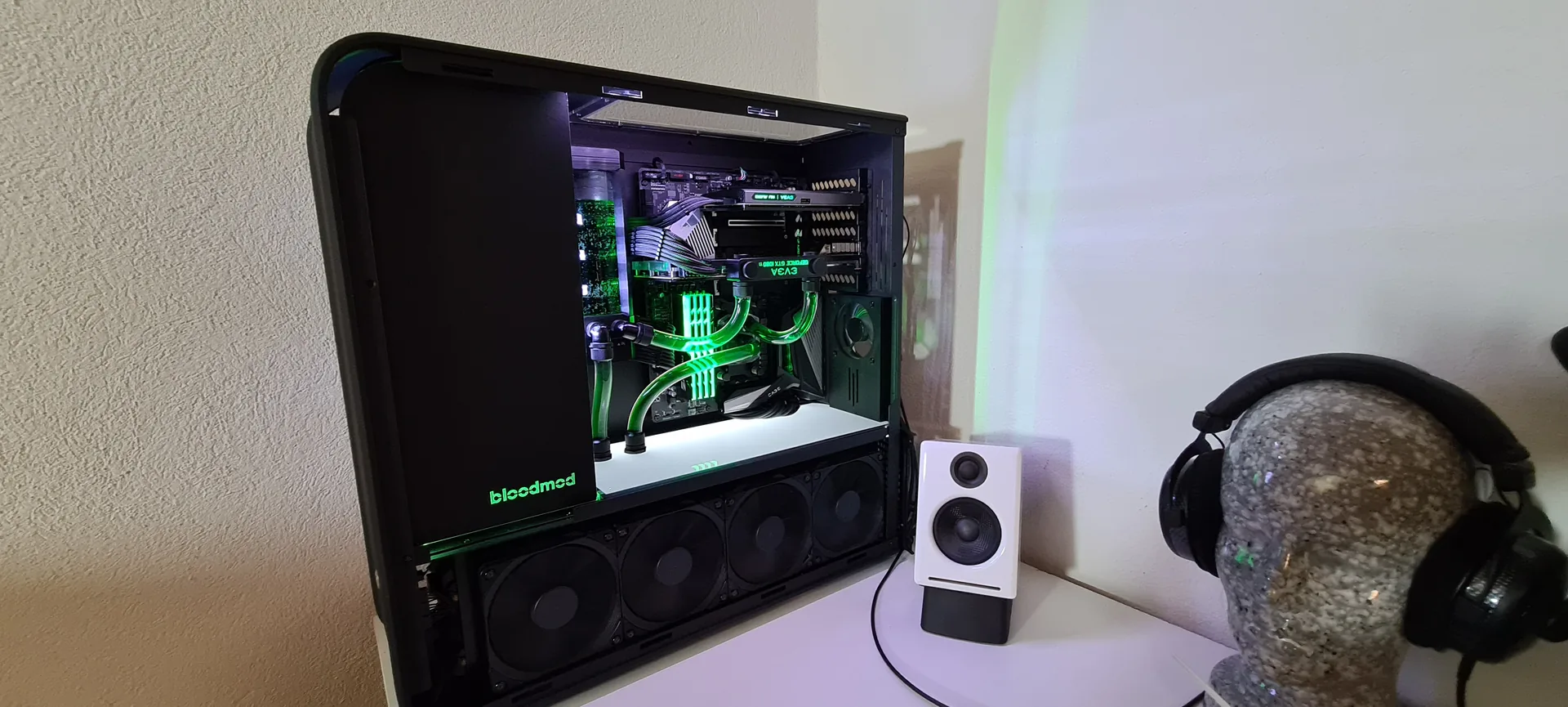 TJ07 BloodMod HarleyBlack: Projektaufnahme