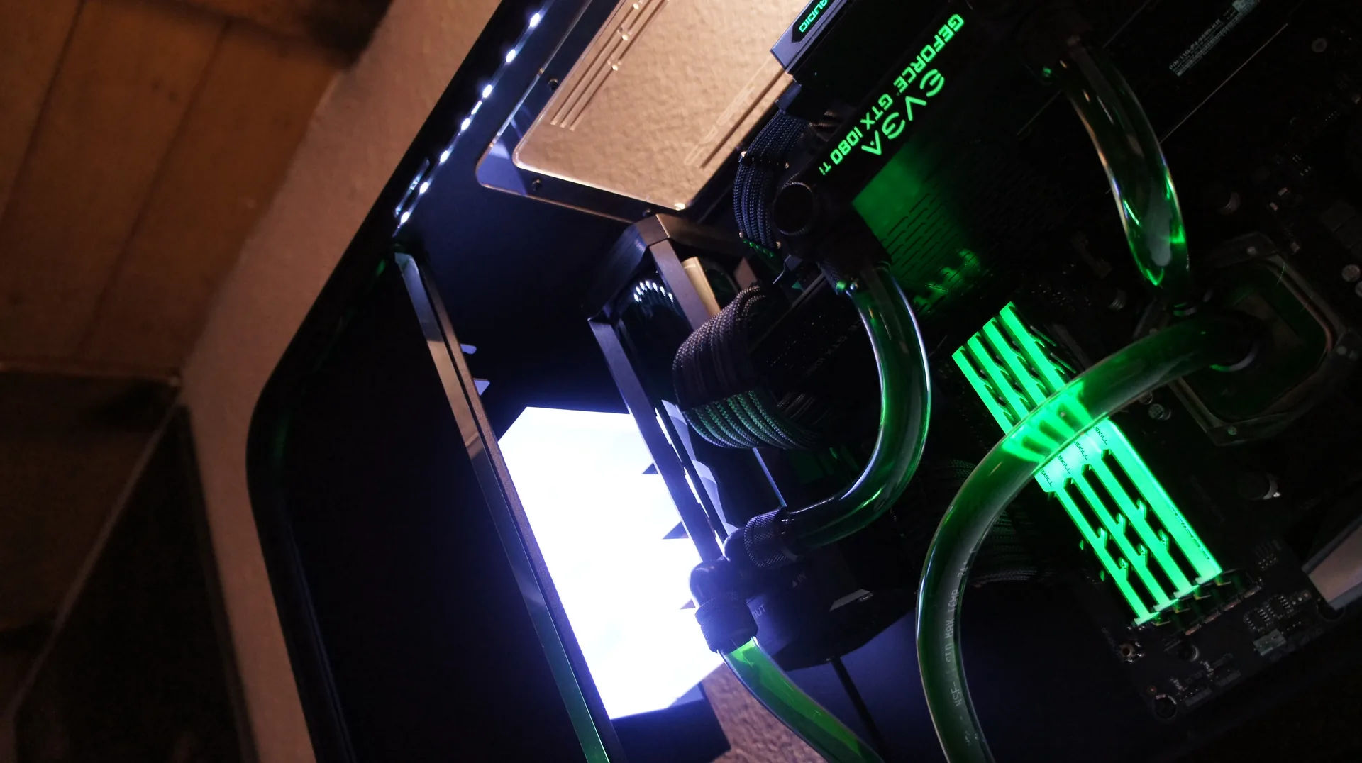 TJ07 BloodMod HarleyBlack: Projektaufnahme