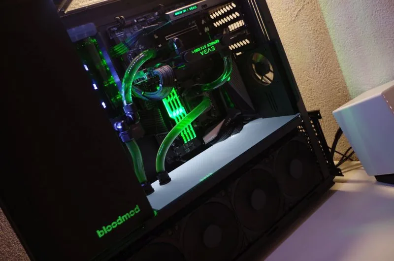TJ07 BloodMod HarleyBlack: Projektaufnahme